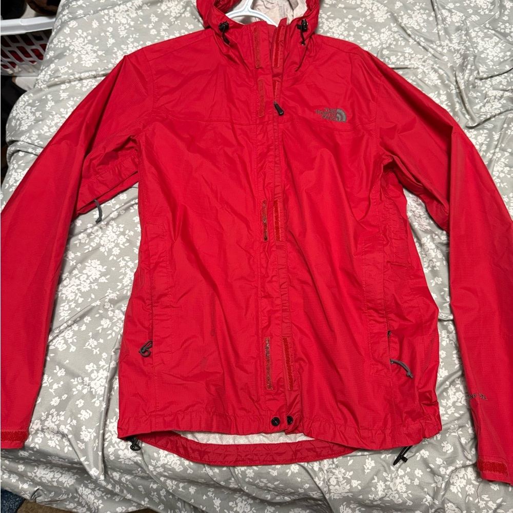 The North Face men’s windbreaker S